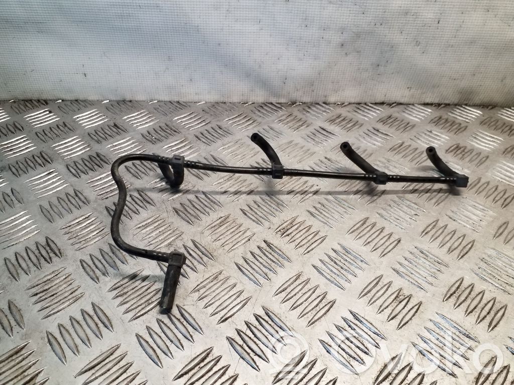 Nissan Note (E11) Fuel return line/hose 
