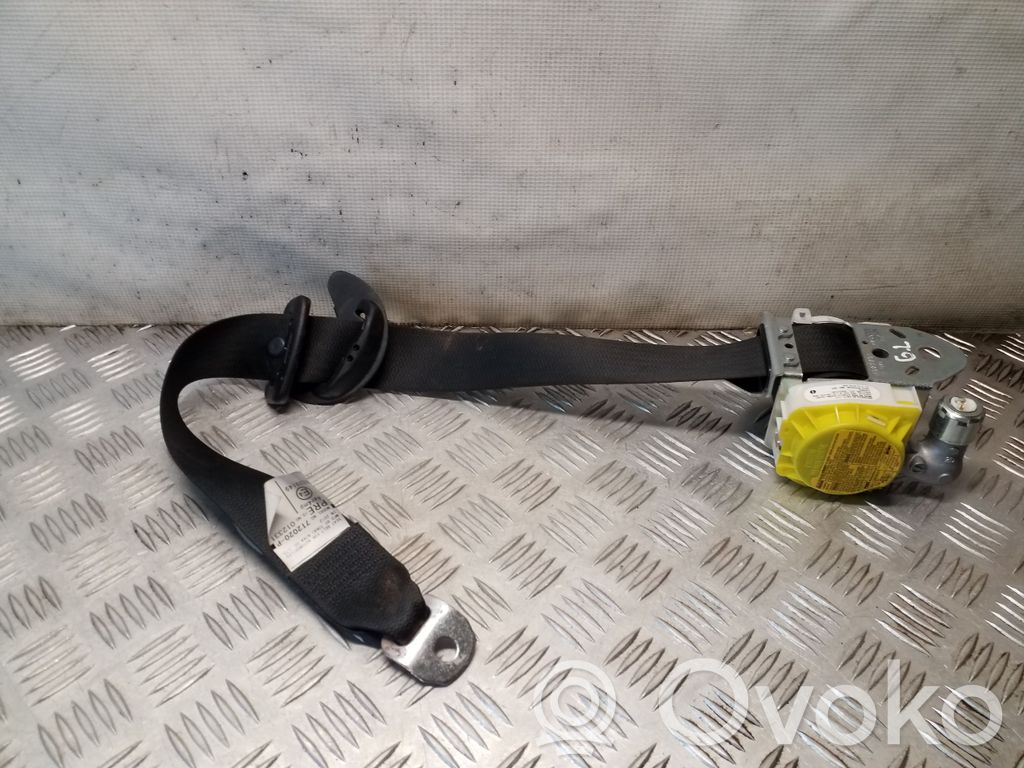 Lexus RX 450H Cinturón trasero 