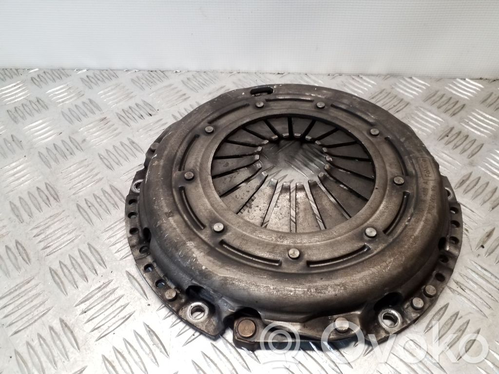 Volvo V40 Pressure plate 