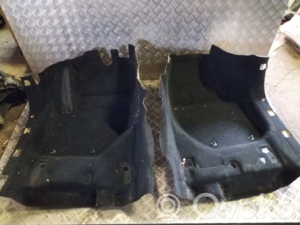 Volvo V40 Wykładzina podłogowa przednia 
