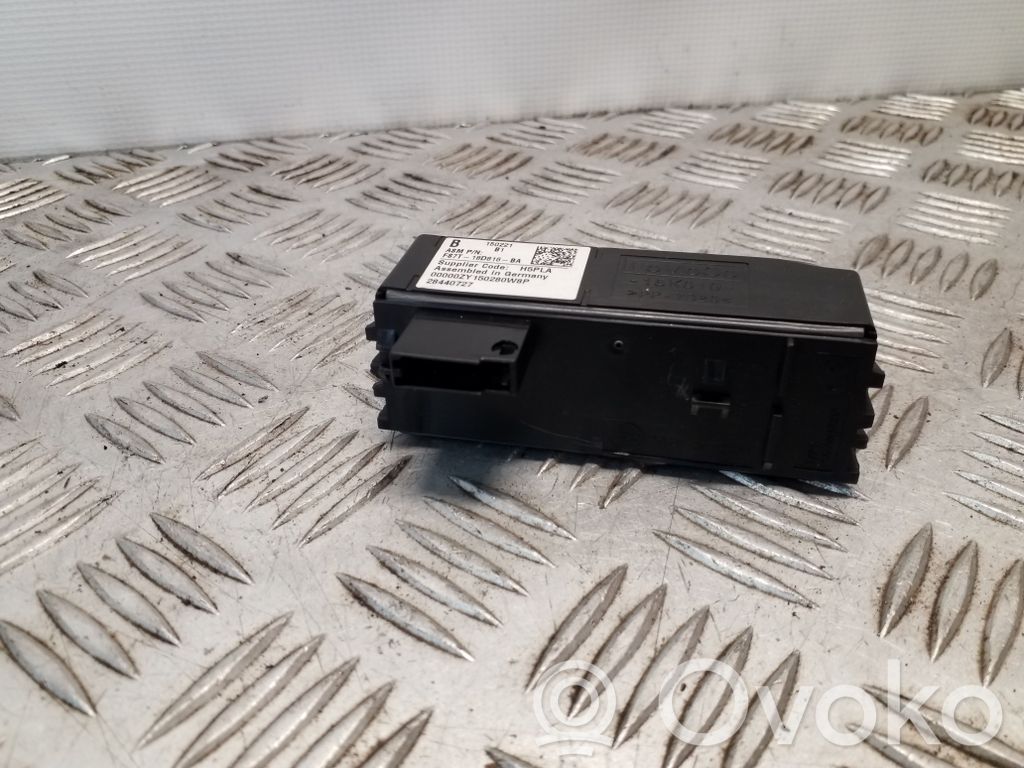 Ford Mondeo MK V Antenna control unit 