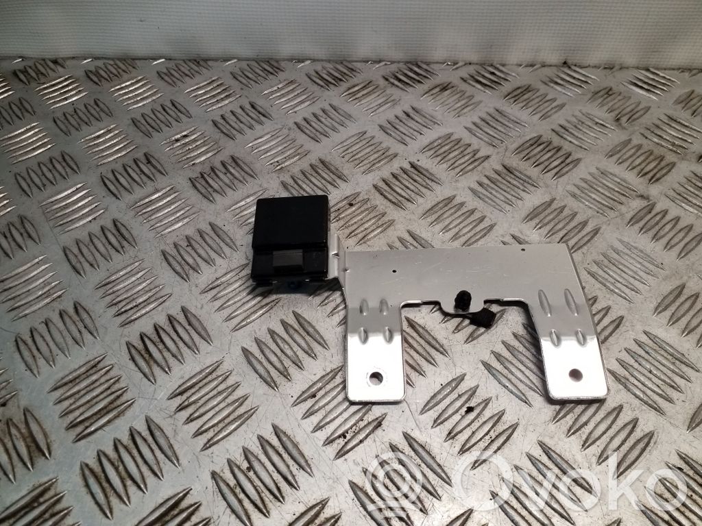 Audi A1 Antenos stiprintuvas 