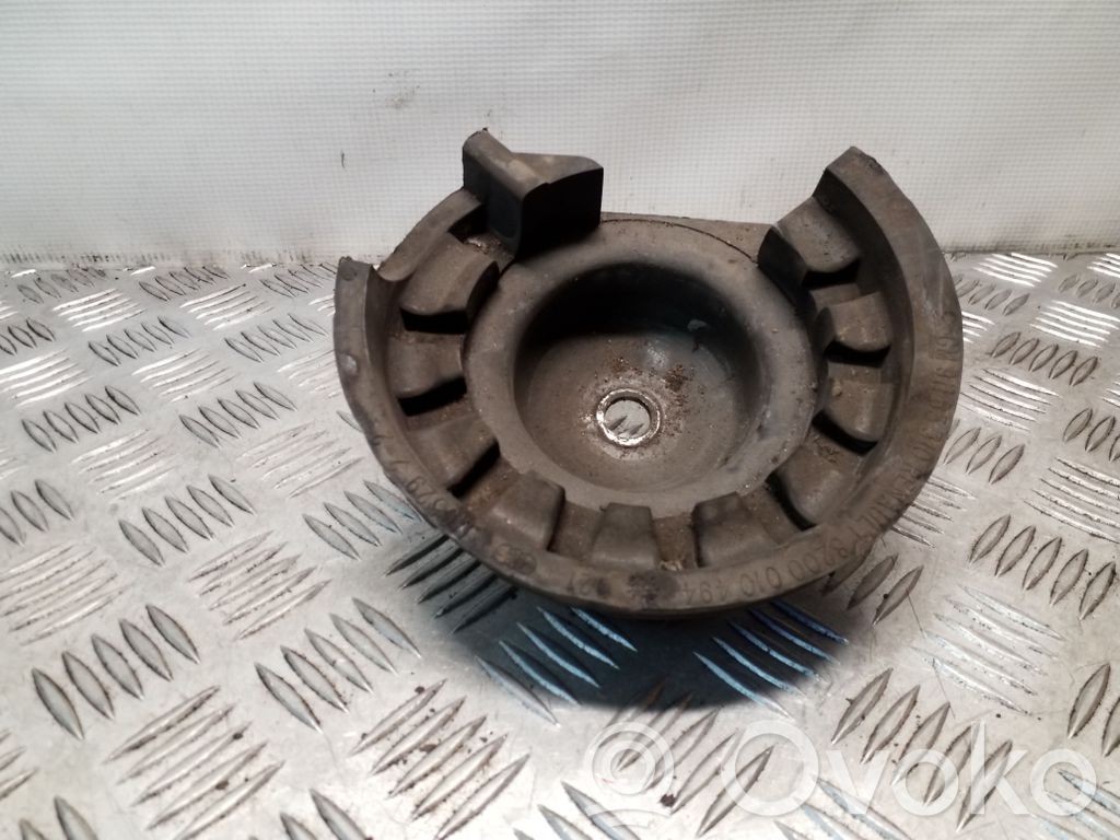 Opel Vivaro Coil spring mount 