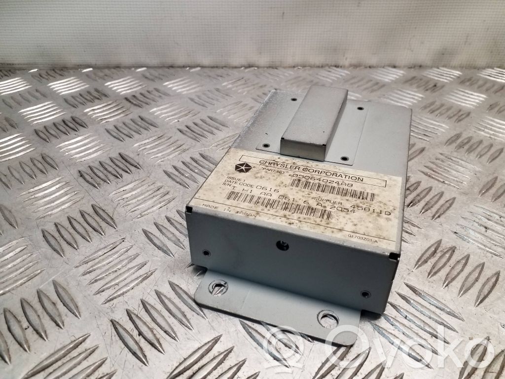 Jeep Grand Cherokee (WK) GPS navigation control unit/module 