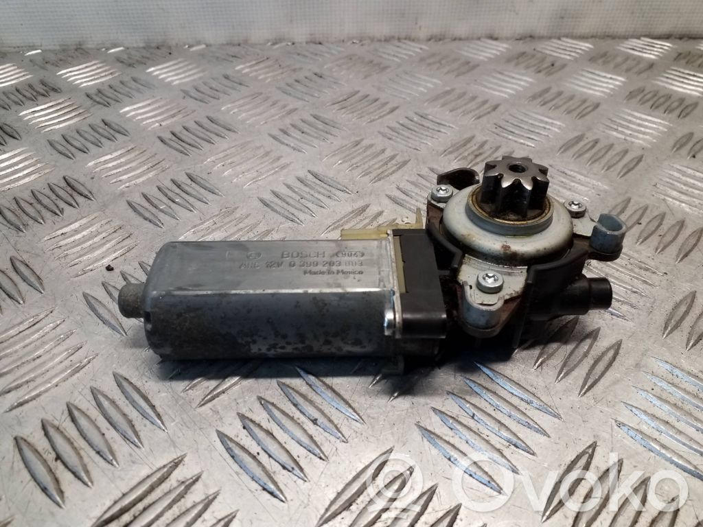 Jeep Grand Cherokee (WK) Seat adjustment motor 