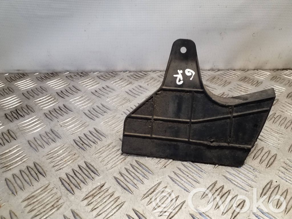 Toyota Auris E180 Chlapacze tylne 