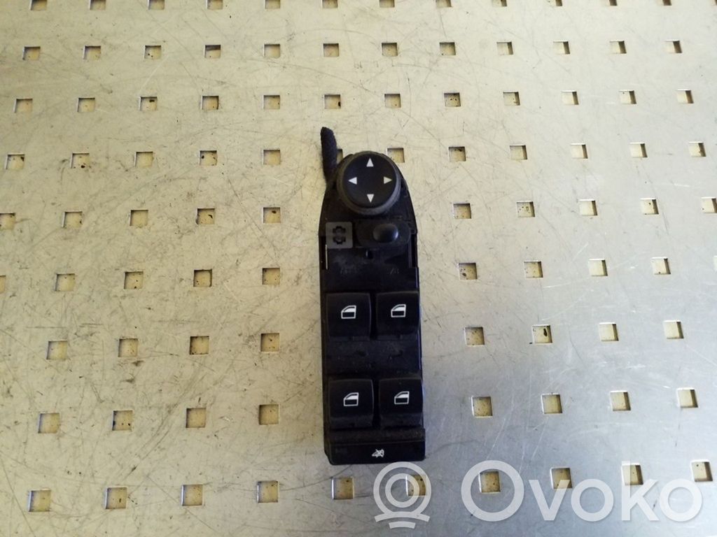 BMW 5 E60 E61 Electric window control switch 