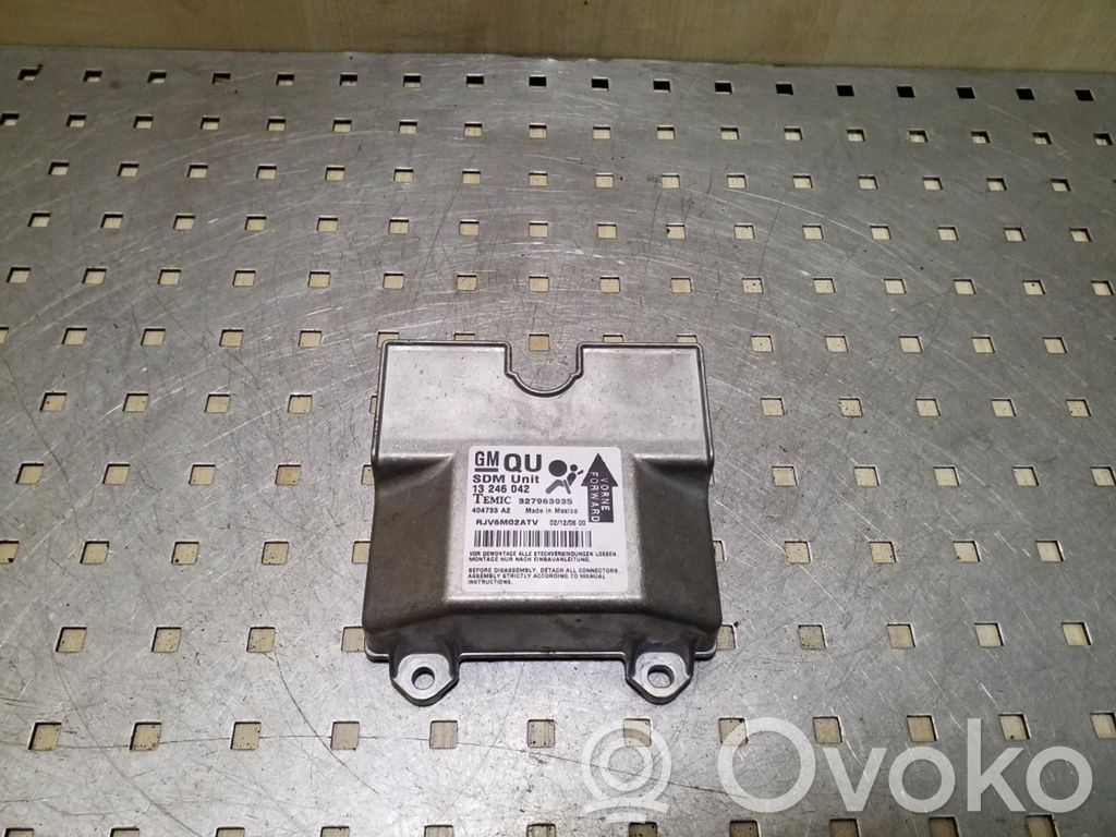 Opel Astra H Airbag control unit/module 