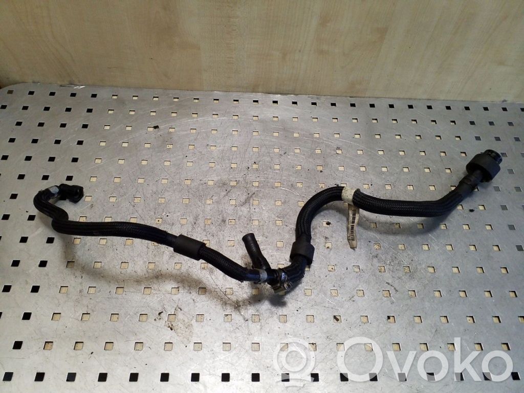 BMW 3 E90 E91 Engine coolant pipe/hose 