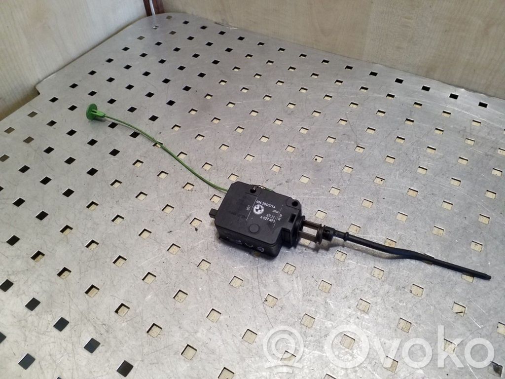BMW X3 E83 Verrouillage du bouchon du réservoir de carburant 