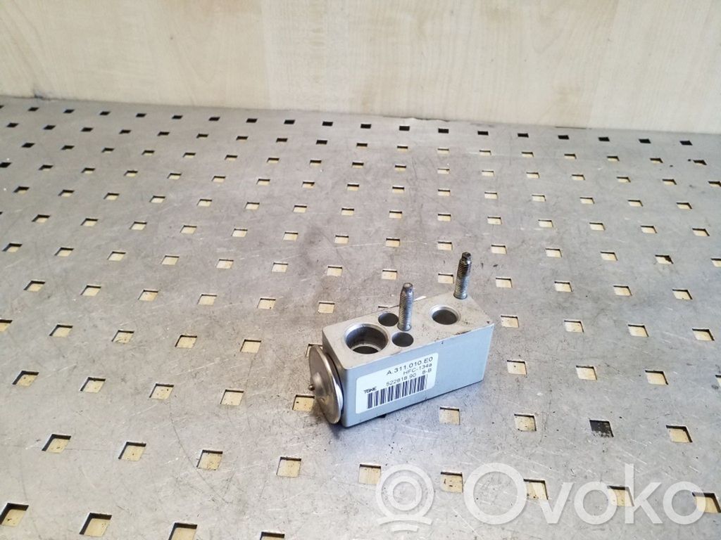 Citroen C4 I Picasso Air conditioning (A/C) expansion valve 