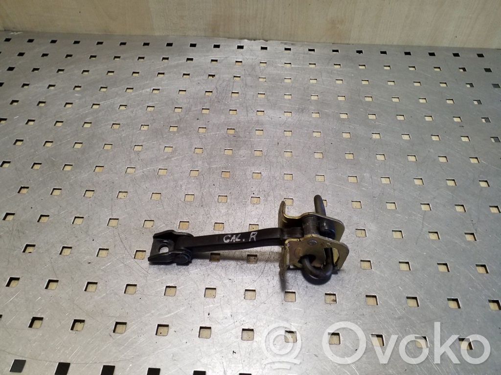 BMW 3 E46 Takaoven pidätin 
