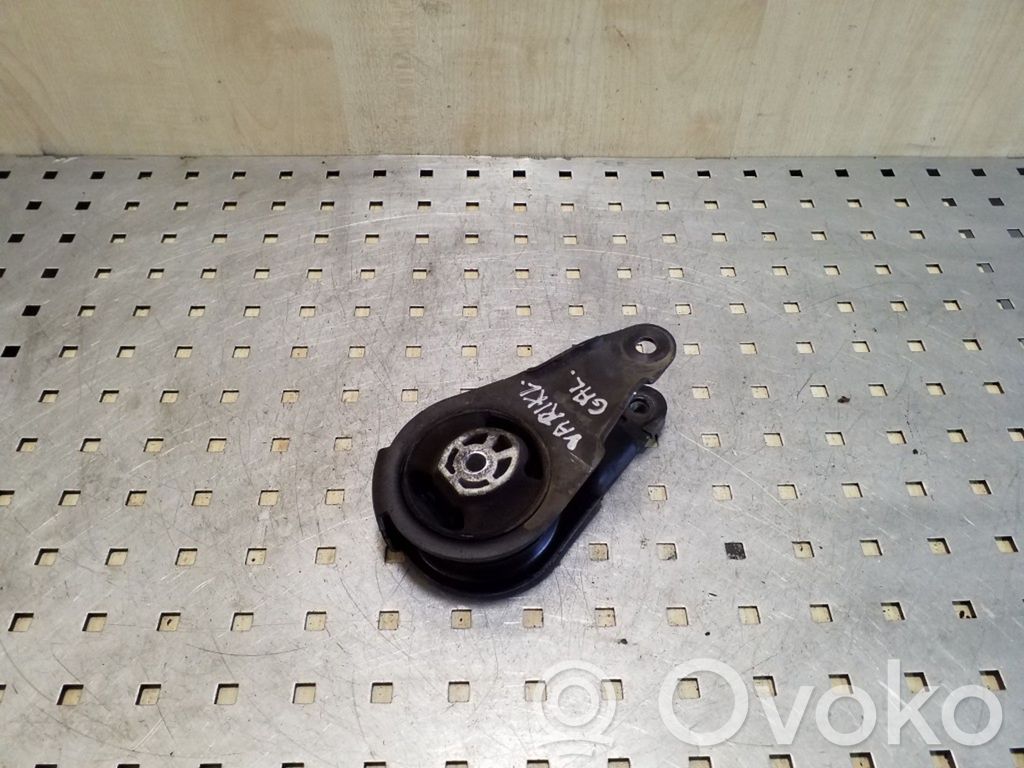 Peugeot 3008 I Engine mount bracket 