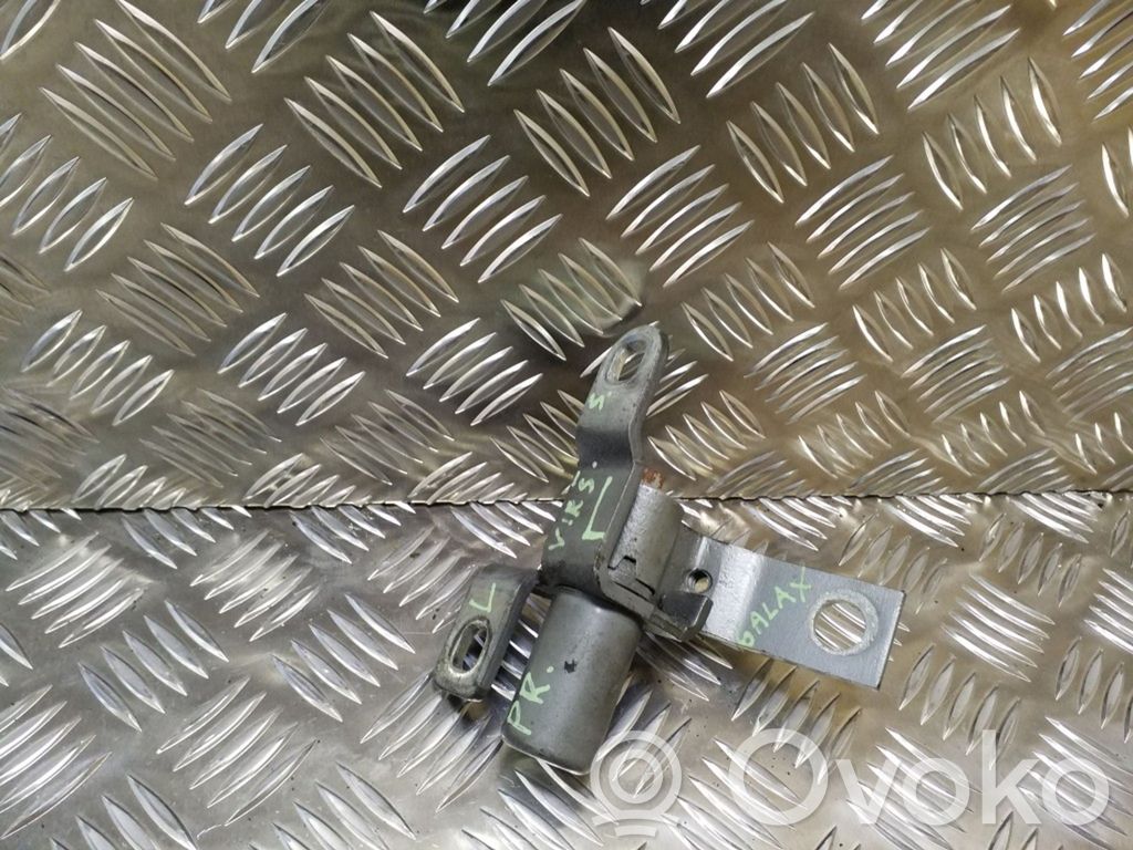 Ford Galaxy Front door upper hinge 