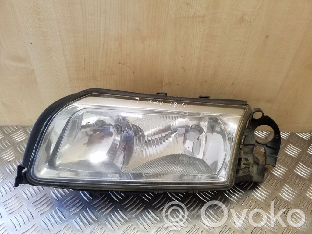 Scheinwerfer   8678546