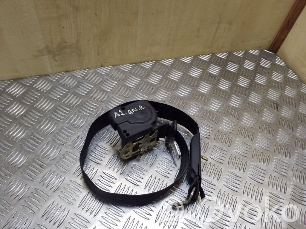 Audi A2 Cinturón trasero 
