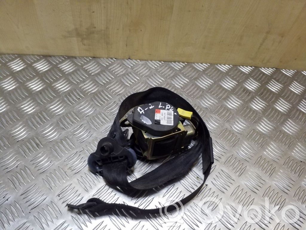 Audi A2 Front seatbelt 