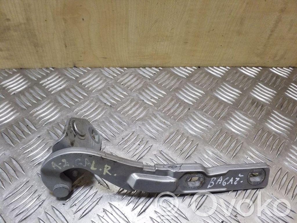 Audi A2 Tailgate/trunk/boot hinge 