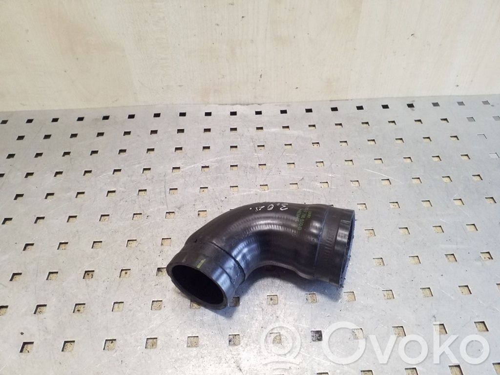 BMW 5 E39 Intercooler hose/pipe 