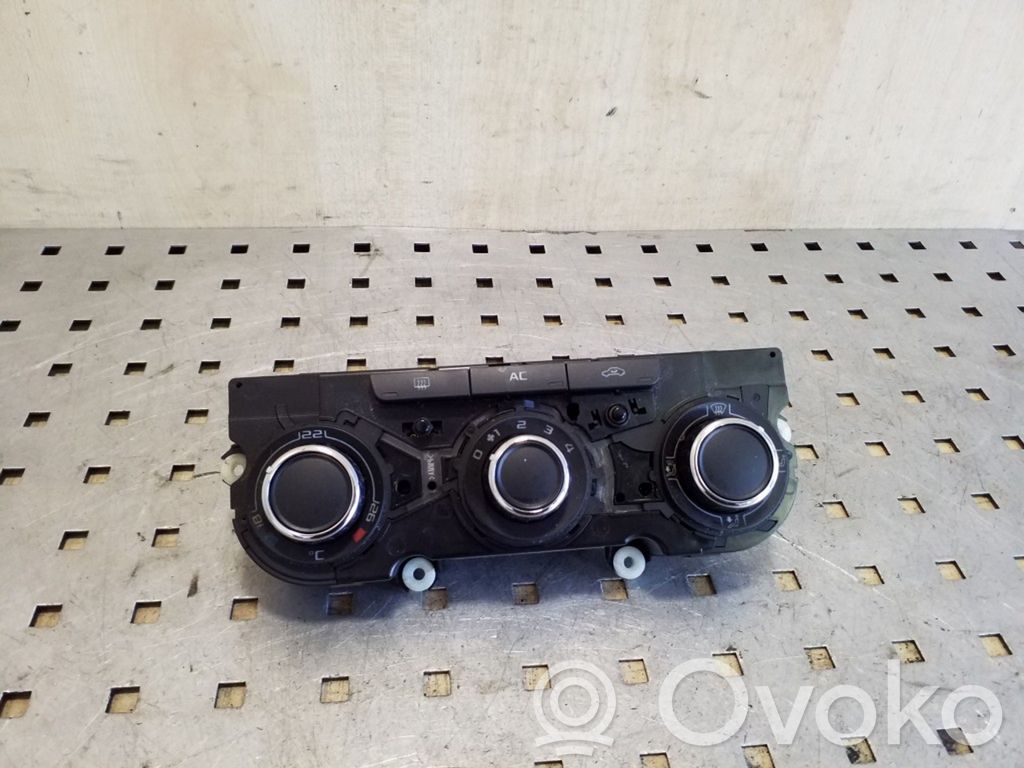 Skoda Superb B6 (3T) Climate control unit 