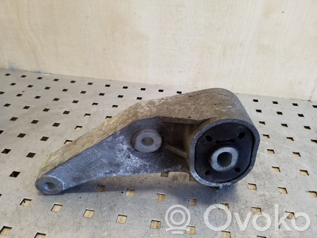 Opel Meriva A Pārnesumkārbas spilvens 