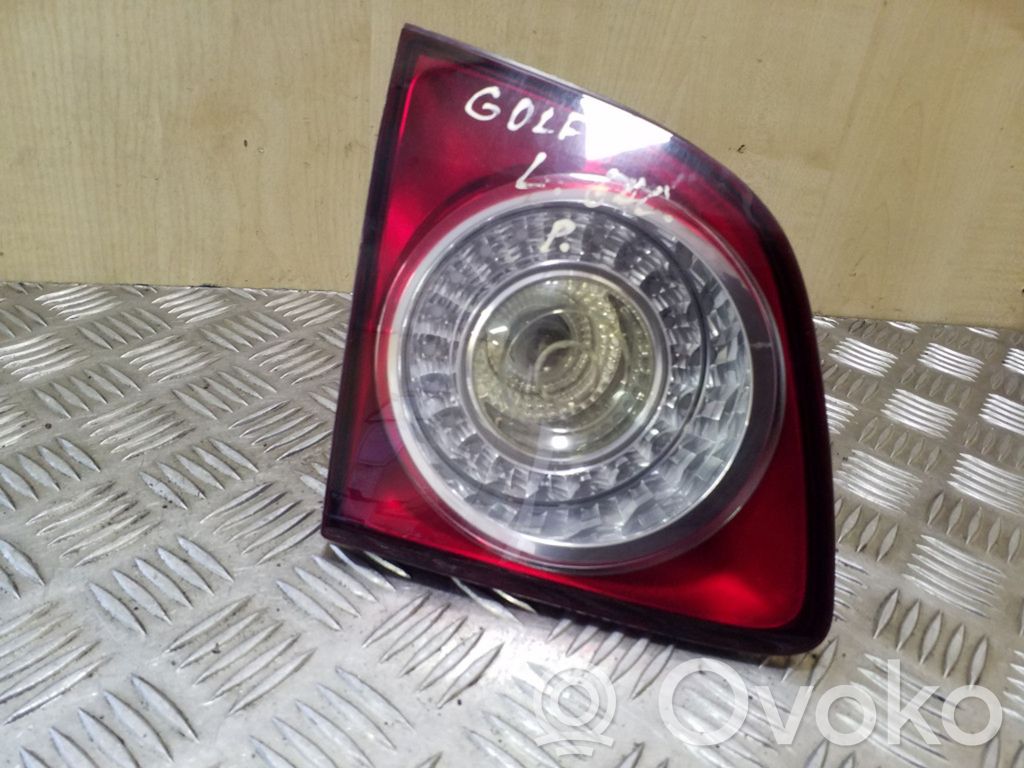 Volkswagen Golf Plus Lampy tylnej klapy bagażnika 
