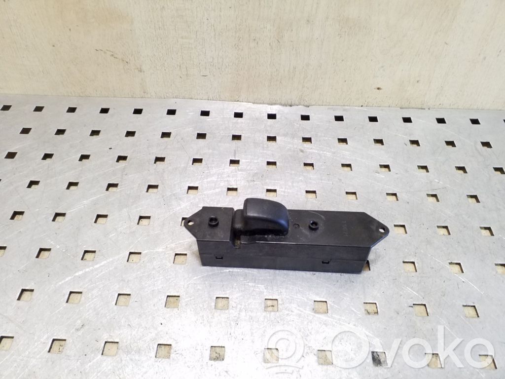 Mitsubishi Pajero Sport I Electric window control switch 