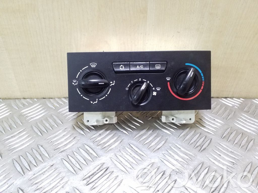 Climate control unit   H5792B5RF