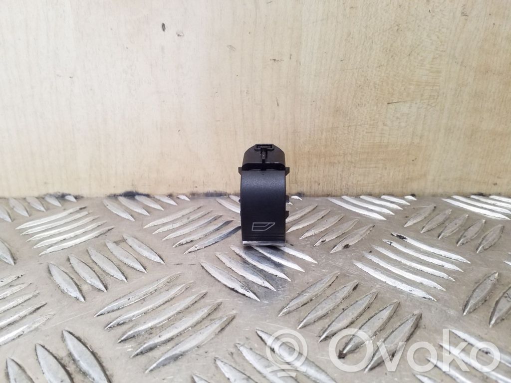 Ford Focus Electric window control switch 