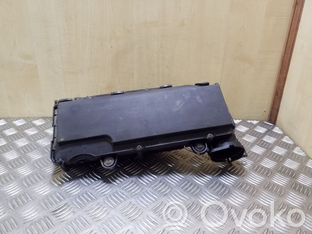 Ford Fusion Air filter box 