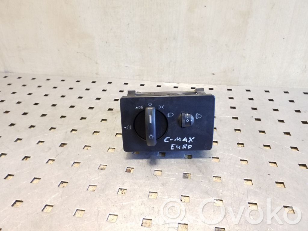 Lukturu slēdzis   4M5T13A024EA