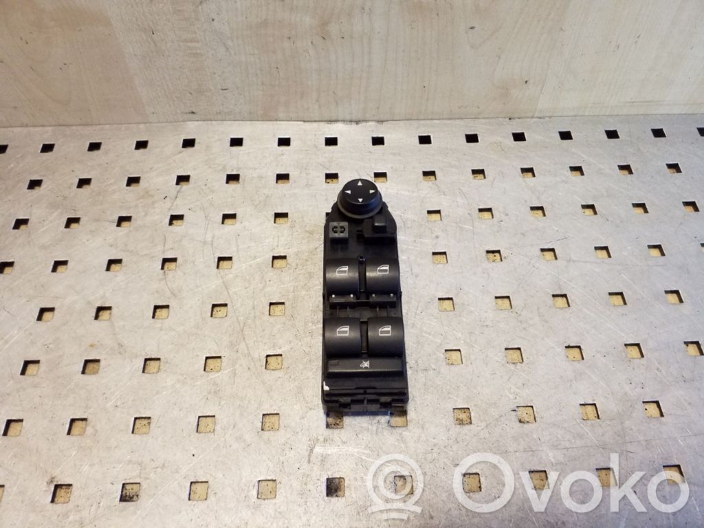 Electric window control switch   6951925,HW03SW05