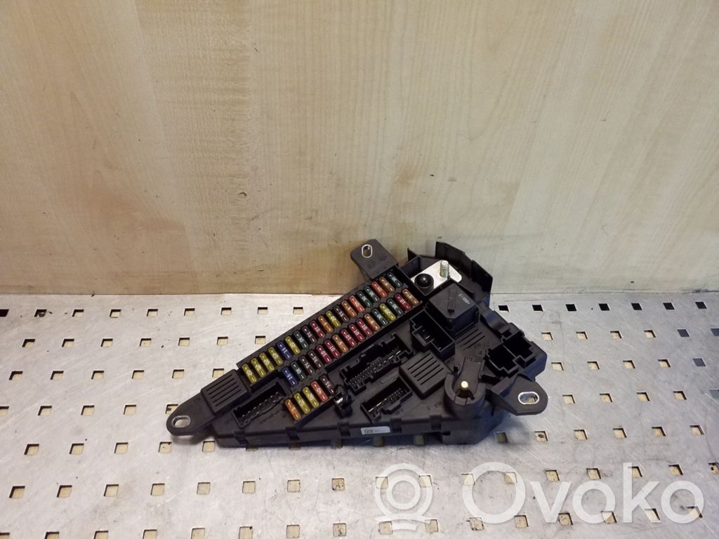 BMW 5 E60 E61 Fuse box set 