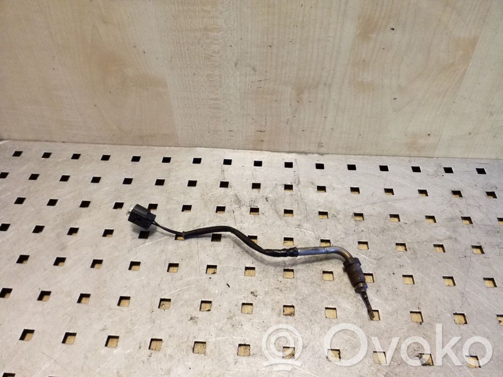 BMW X5 E70 Izplūdes gāzu temperatūras sensors 