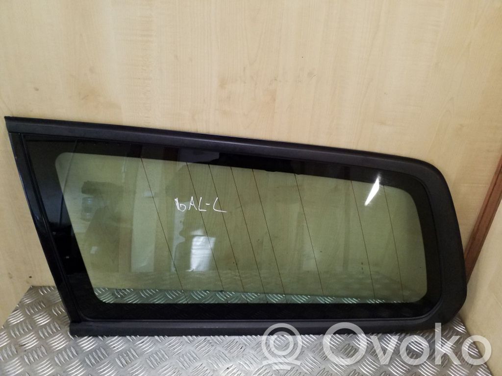 Volvo XC70 Vidrio lateral trasero 