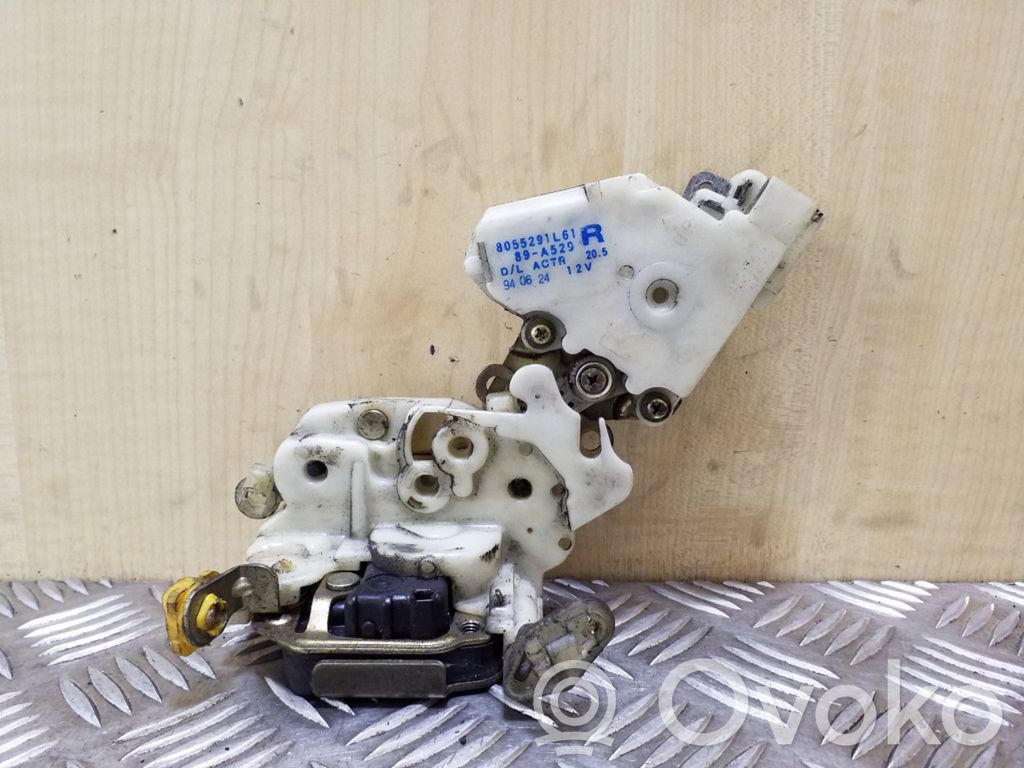 Ford Maverick Zamek drzwi przednich 