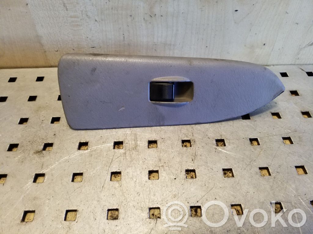 Mazda Premacy Electric window control switch 