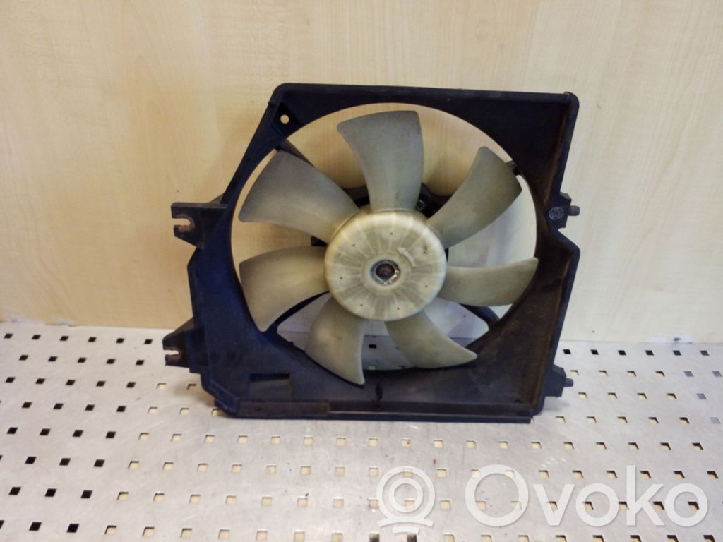 Mazda Premacy Radiator cooling fan shroud 