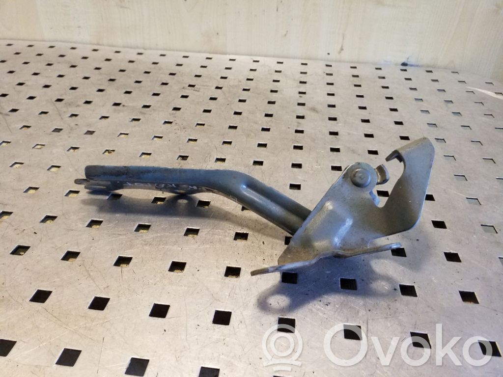 Charnière, capot moteur