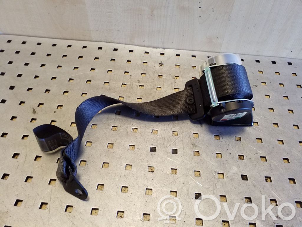 Opel Astra J Cinturón trasero 