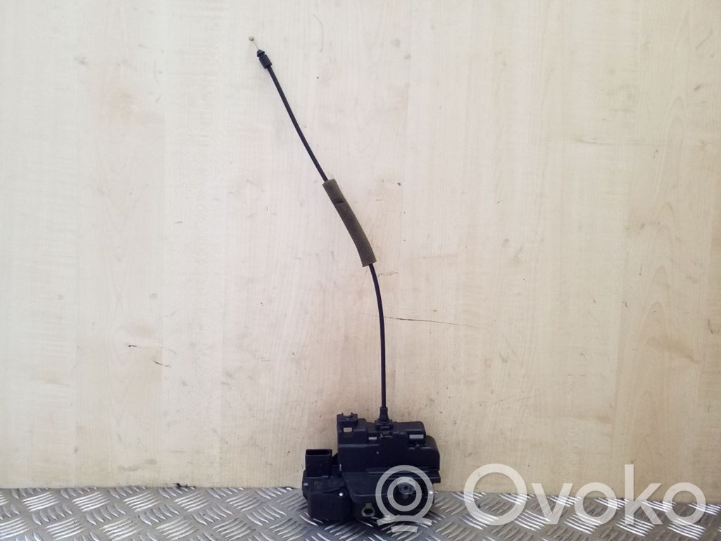 Opel Antara Front door lock 