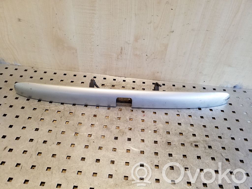 Éclairage de plaque d'immatriculation   90464809