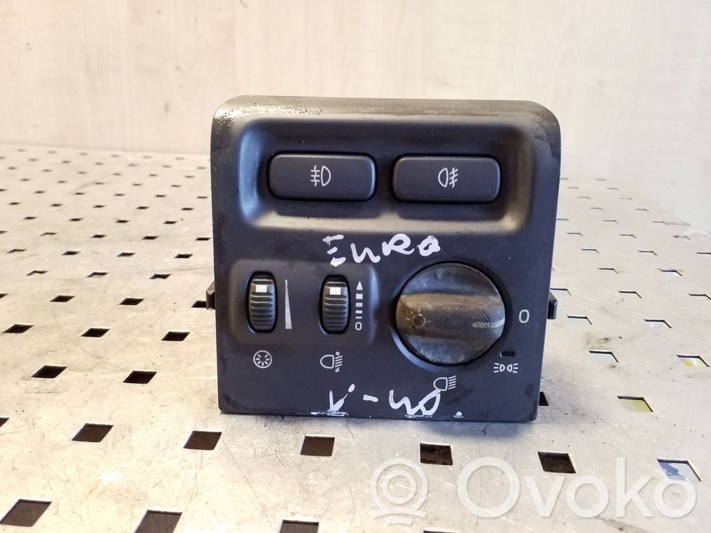 Light switch   30613945