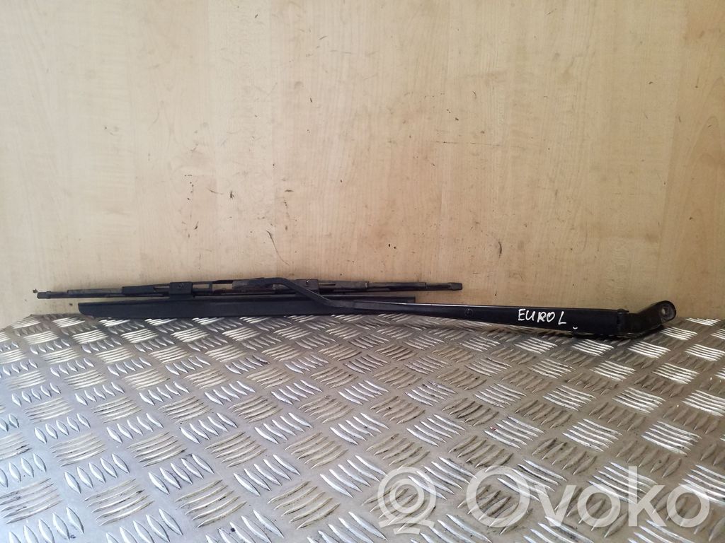 Toyota Corolla E120 E130 Wischerarm vorne 