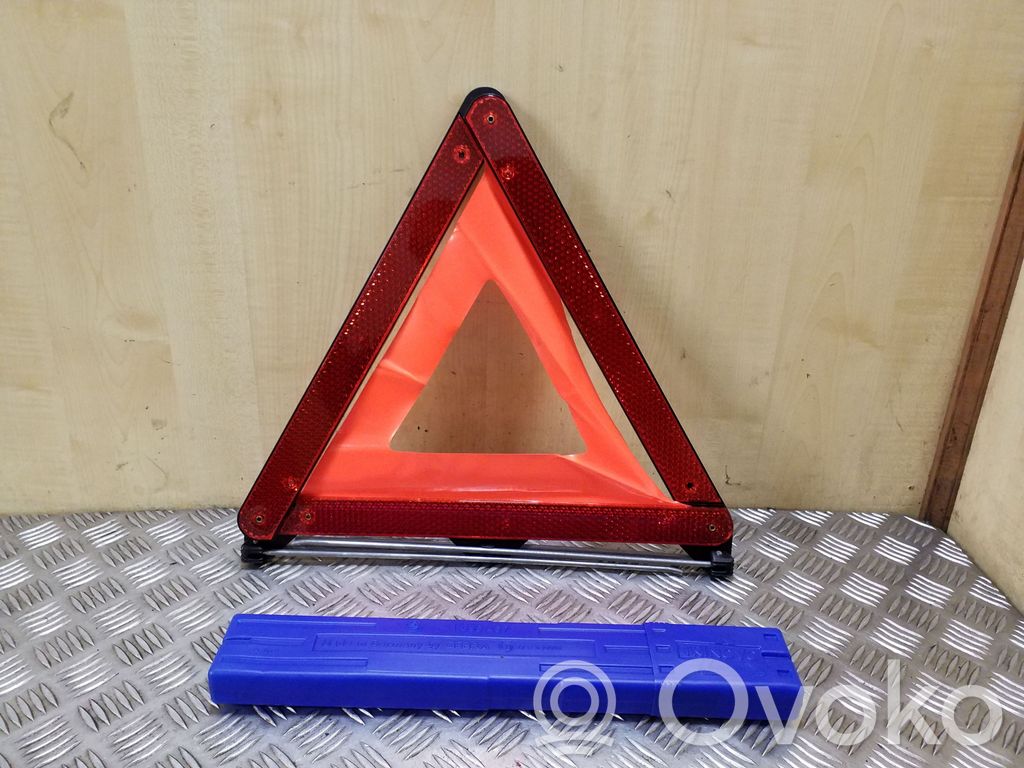 Triangle d'avertissement   1095457