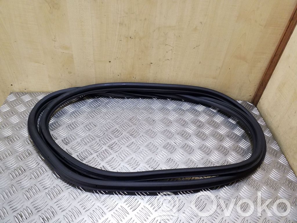 Opel Corsa D Front door rubber seal 
