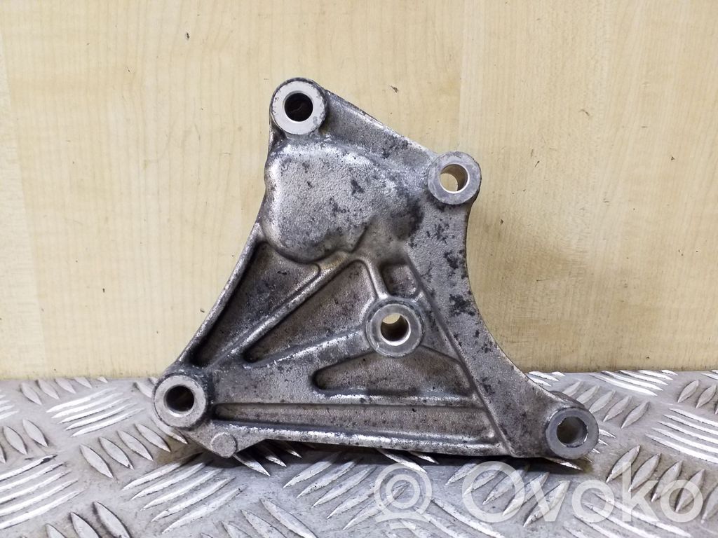 Renault Espace III A/C compressor mount bracket 