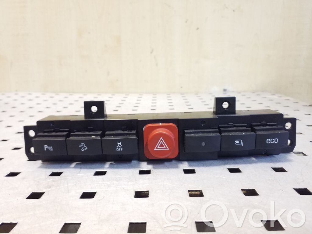Opel Antara Botón interruptor de luz de peligro 