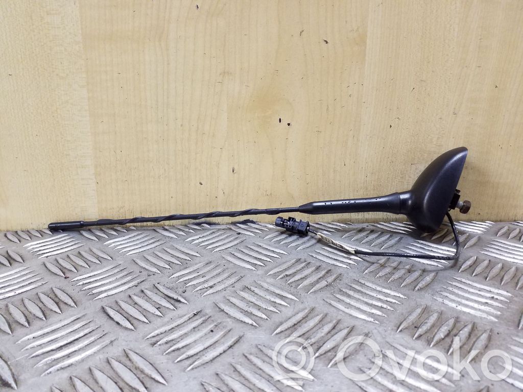 GPS-pystyantenni   13363398