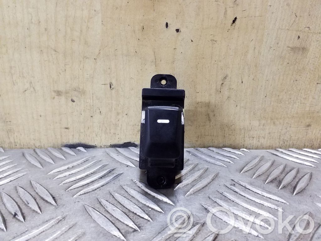 KIA Rio Electric window control switch 